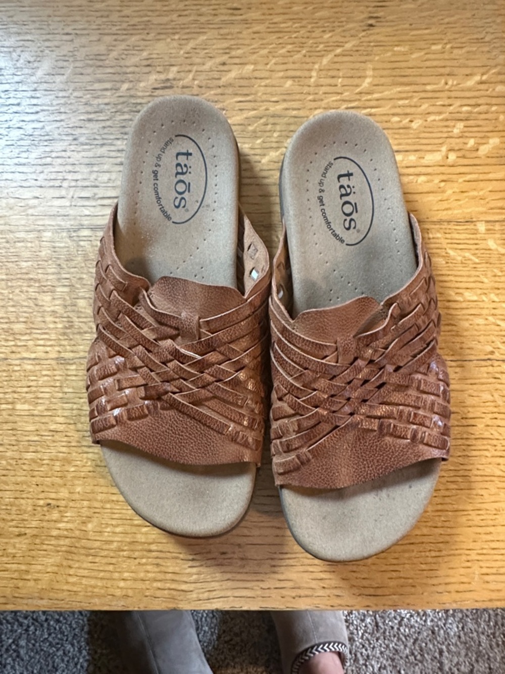Taos Footwear Brown Woven Leather Slide Mules